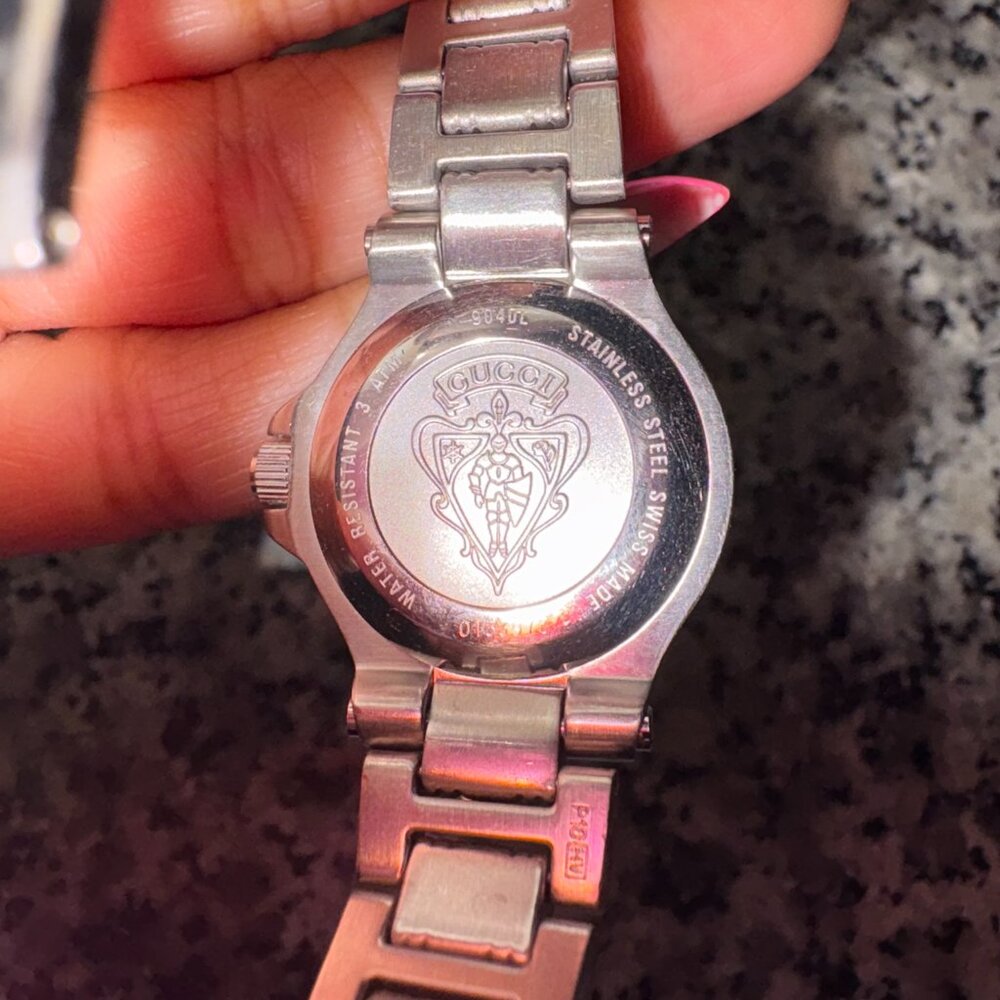 RARE Women's Gucci G-Logo Watch Stainless Steel - Picture 5 of 9